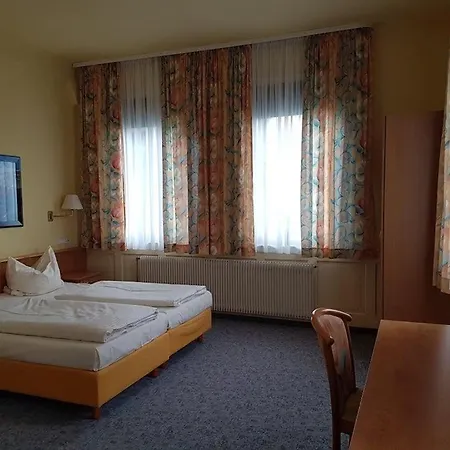 Traube Oeffingen 3*